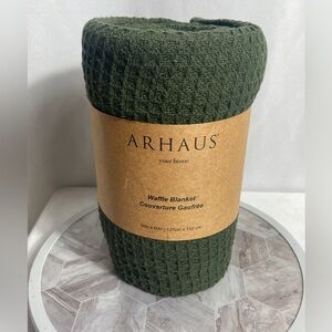 Arhaus Green Waffle Knit Cotton Throw Blanket 50x60 Textured Cozy